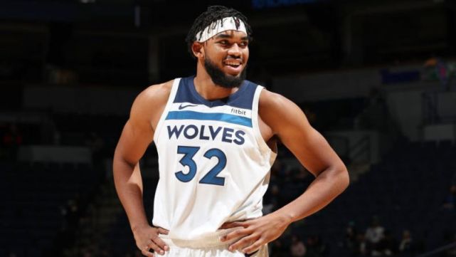 球迷观赛体 球迷观赛体