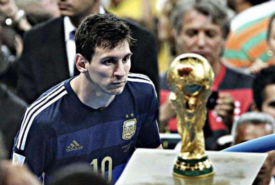 琼斯在文中 琼斯在文中