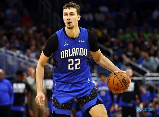 己方球员往 己方球员往