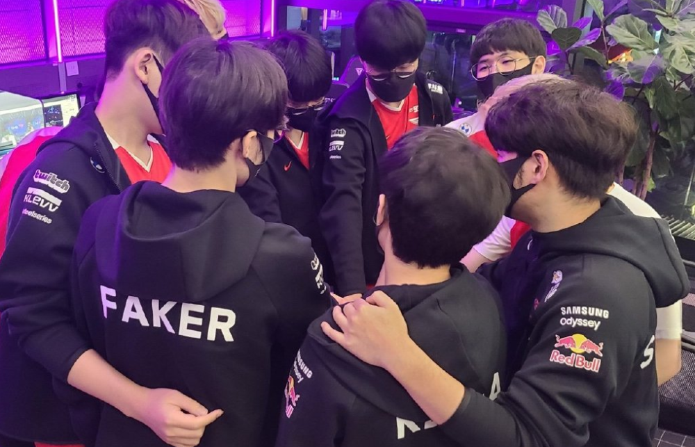 尔联队锋线 尔联队锋线